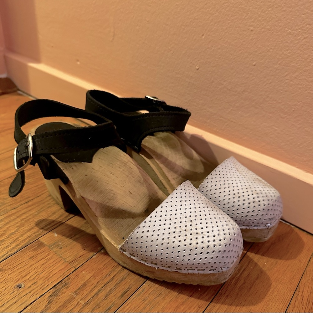 Rachel Comey x Uggelebo Clogs